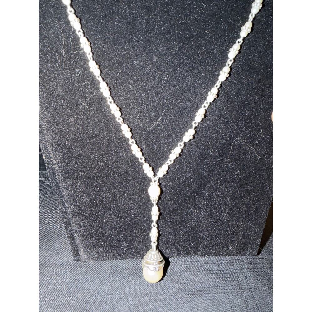 Glam Premier Designs Necklace Set in SilverTone with Pearls dangle earrings - Picture 3 of 9